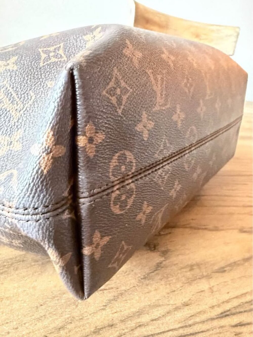 Authentic Louis Vuitton Graceful PM in Monogram Canvas With COA - Picture 4 of 8
